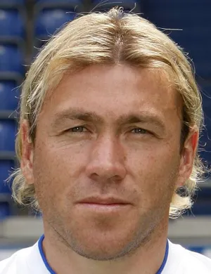 F. Ávalos