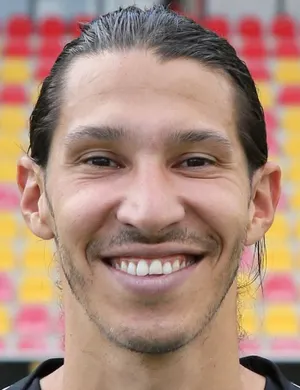 M. Correia