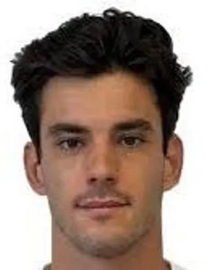 D. Álvarez