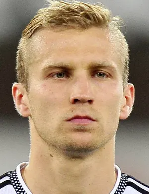 I. Lewczuk