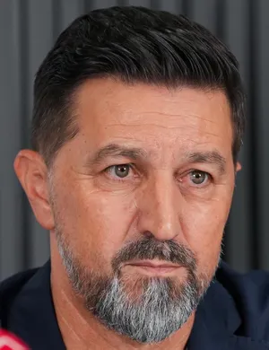 Besnik Hasi