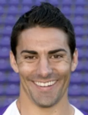 Ó. González
