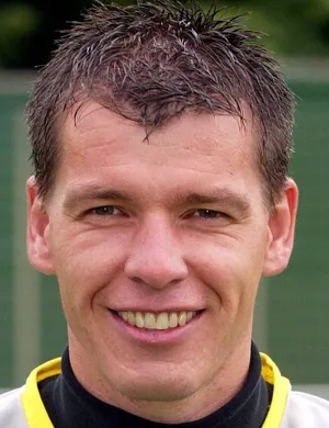 S. Straub