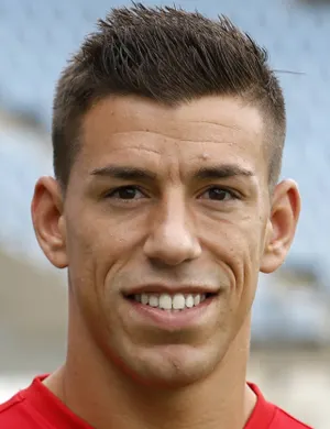 R. Alcaraz