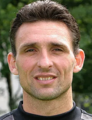 G. Warmuz