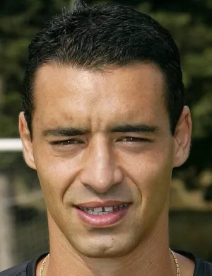 O. Echouafni