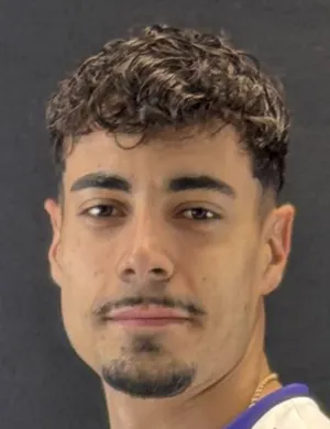 Á. Caramelo